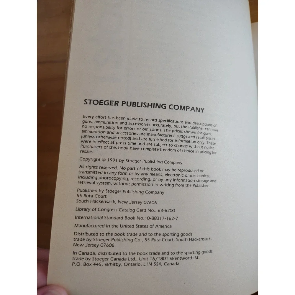The Shooters Bible 1992 83rd Edition World's Bestselling‎ Firearms Book Vintage